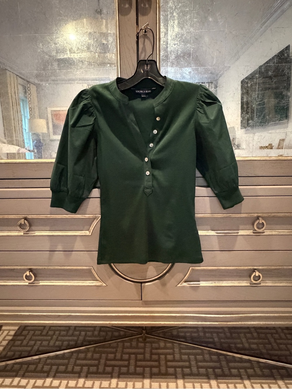 Veronica Beard Emerald Green Structured knit top. sz xxs